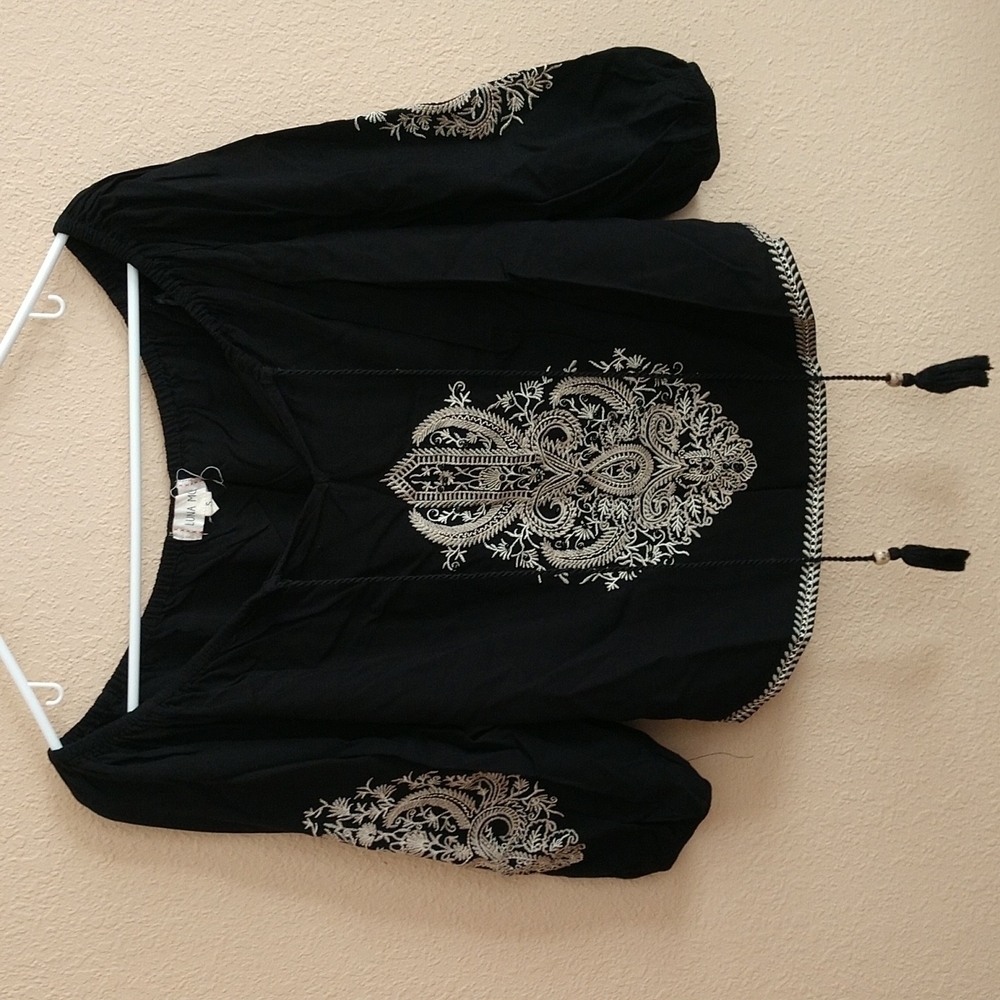 Luna Moon Boho Black & Off White Top Size S